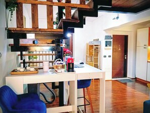 Interior - Assisi's La Roccetta is a cozy, safe and modern loft. (Assisi)