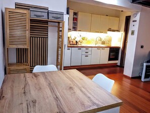 Dining - Assisi's La Roccetta is a cozy, safe and modern loft. (Assisi)
