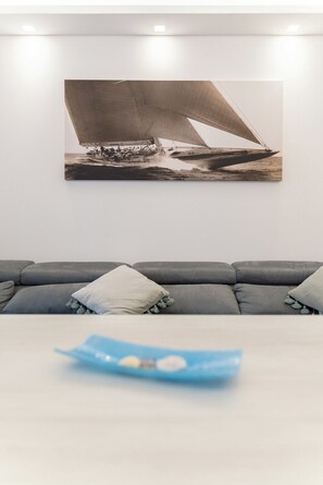 2 bedrooms, free WiFi - The Window on the Port of Alghero (Alghero)