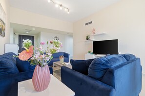 TV - 3BR Oceanfront Haven with Mesmerizing Sea View Near Pristine Beach and Campsite (Fujairah)
