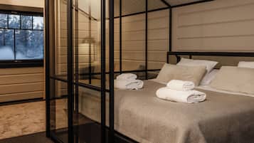 Quadruple Room, Resort View | Wi-fi percuma