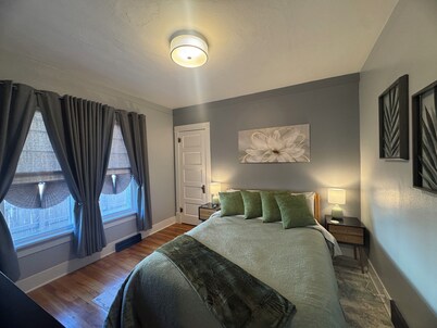 Charming 3-bedroom house in serene Lander with all the amenities of home