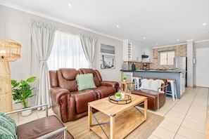 Apartment (2 Bedrooms) | Interior - Coral Grove (Cape Town)