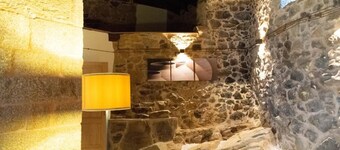 Villa in the Ribeira Sacra, A Chalana