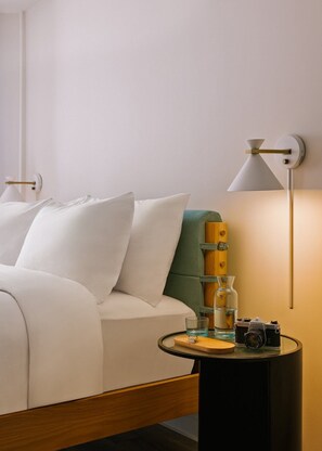 Iron/ironing board, free WiFi, bed sheets - Roami at The Fitz - Saint Paul  (Saint Paul)