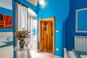 1 bedroom, iron/ironing board, travel crib - Casa Zefiro by Rentbeat (Ostuni)