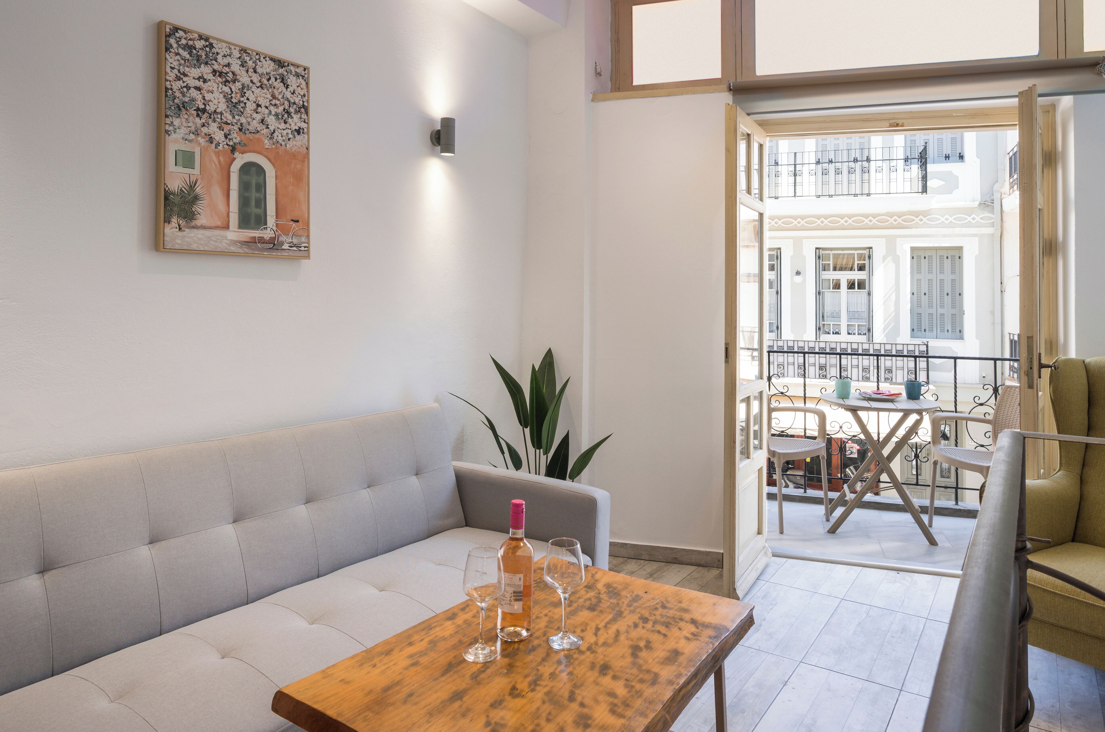 Apartment, 1 Bedroom, City View | Living area | 40-inch Smart TV with cable channels
