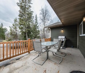 Nhà, nhiều giường, bồn tắm nước nóng, quang cảnh vườn (Magnificent 7) | Quang cảnh từ phòng