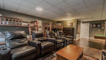 Maison, plusieurs lits, bain à remous, vue jardin (Magnificent 7) | Intérieur