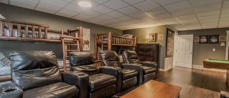 Ferienhaus, Mehrere Betten, Whirlpool, Gartenblick (Magnificent 7) | Innenbereich