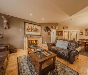 House, Multiple Beds, Hot Tub, Garden View (Magnificent 7) | Living area - Magnificent 7 Home for 19 (Columbia Falls)