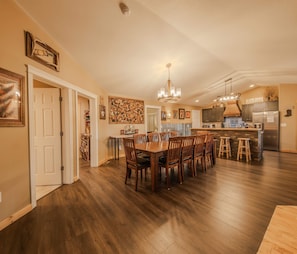 House, Multiple Beds, Hot Tub, Garden View (Magnificent 7) | Dining - Magnificent 7 Home for 19 (Columbia Falls)