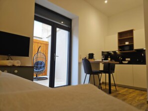 1 bedroom, free WiFi, bed sheets - La Bastide Foch - Appart'Hôtel Premium Downtown - Ground Floor Accessibility (Salon-de-Provence)