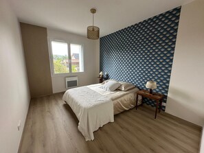 Iron/ironing board, WiFi, bed sheets - L'ECRIN DE JOSELIA, 60m2 renovated family home in Périgord Vert (QUINSAC)