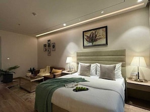 Luxury Apartment, City View | Laptop workspace, iron/ironing board, free WiFi - Aipl Joy street (Gurugram)