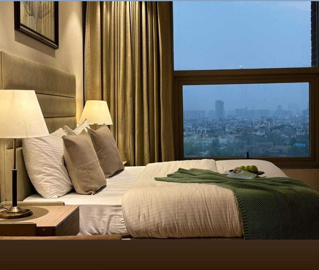 Luxury Apartment, City View | Laptop workspace, iron/ironing board, free WiFi