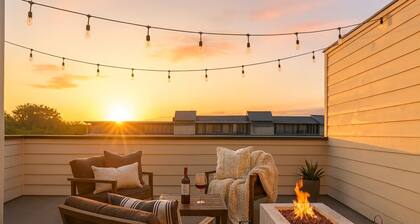 Luxury Dallas Townhome w/ Rooftop BBQ - Swings