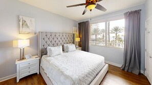 1 bedroom, iron/ironing board, free WiFi, bed sheets - Beach Front Free round of Golf & Activities Daily! (Panama City Beach)