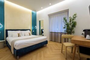 Chambre Deluxe double, salle de bain privée | Bureau, espace de travail pour ordinateurs portables