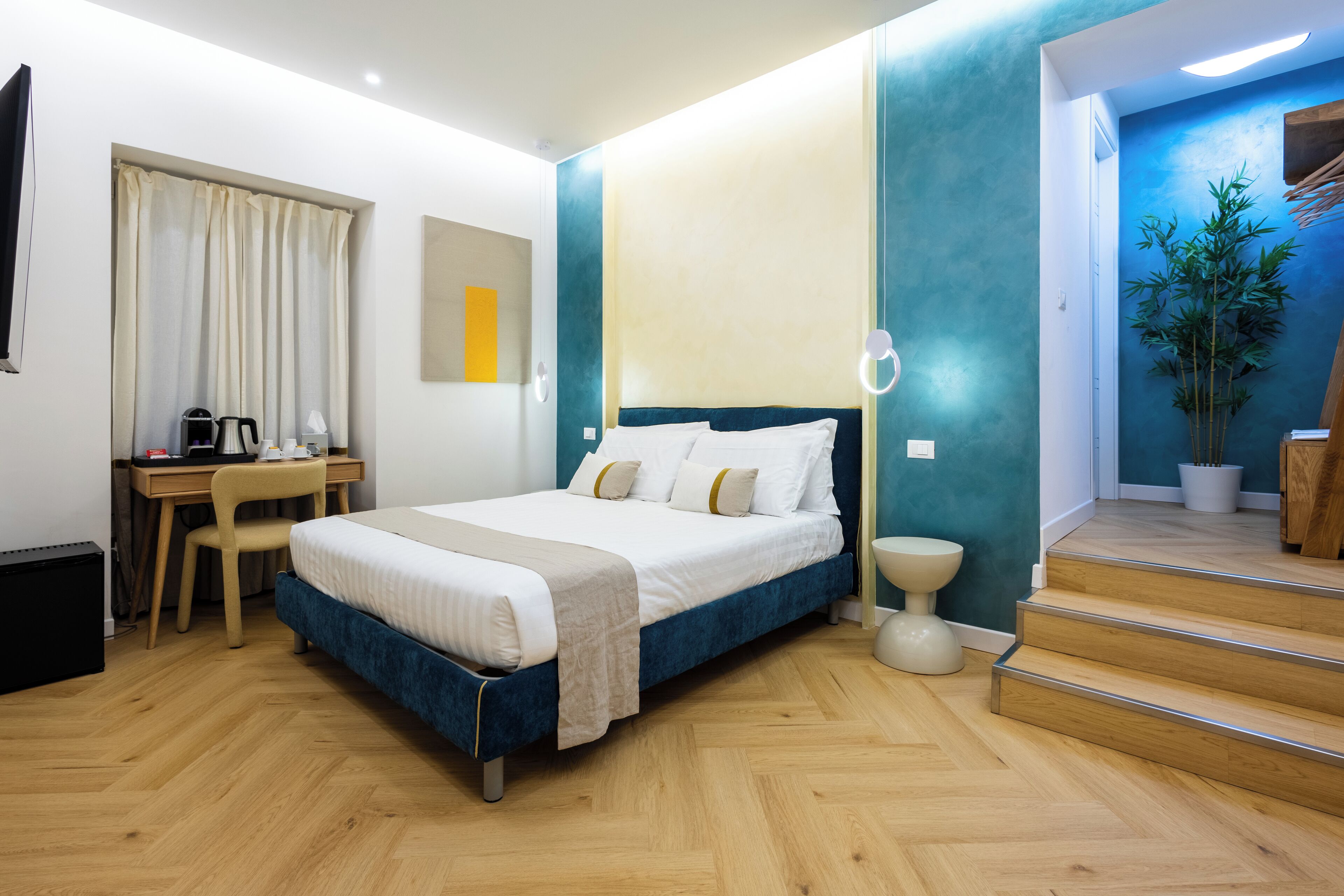 デラックス ダブルルーム 専用バスルーム | デスク、ノートパソコン用作業スペース、遮光カーテン、WiFi (無料)