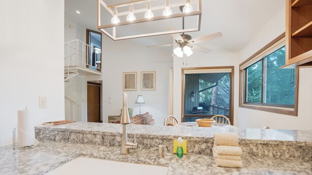 Interior - Flying Dutchman Slopeside Condo: Pool/Hot Tub Access, On Shuttle Route (Keystone)