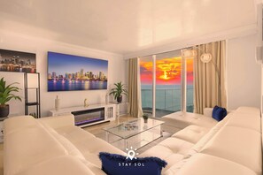 TV, offices - Luxury by the Sea- 2BR, Pool & Gym -Hollywood (Hollywood)