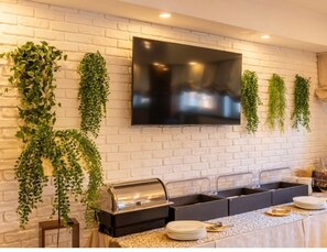 Desayuno buffet incluido todos los días 