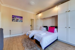 Apartment | 1 bedroom, Internet - Apartment w Workspace in Ealing (London)