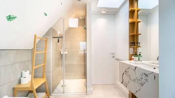 House | 3 bedrooms, Internet
