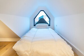 House - Modern Duplex in Ealing Common (London)