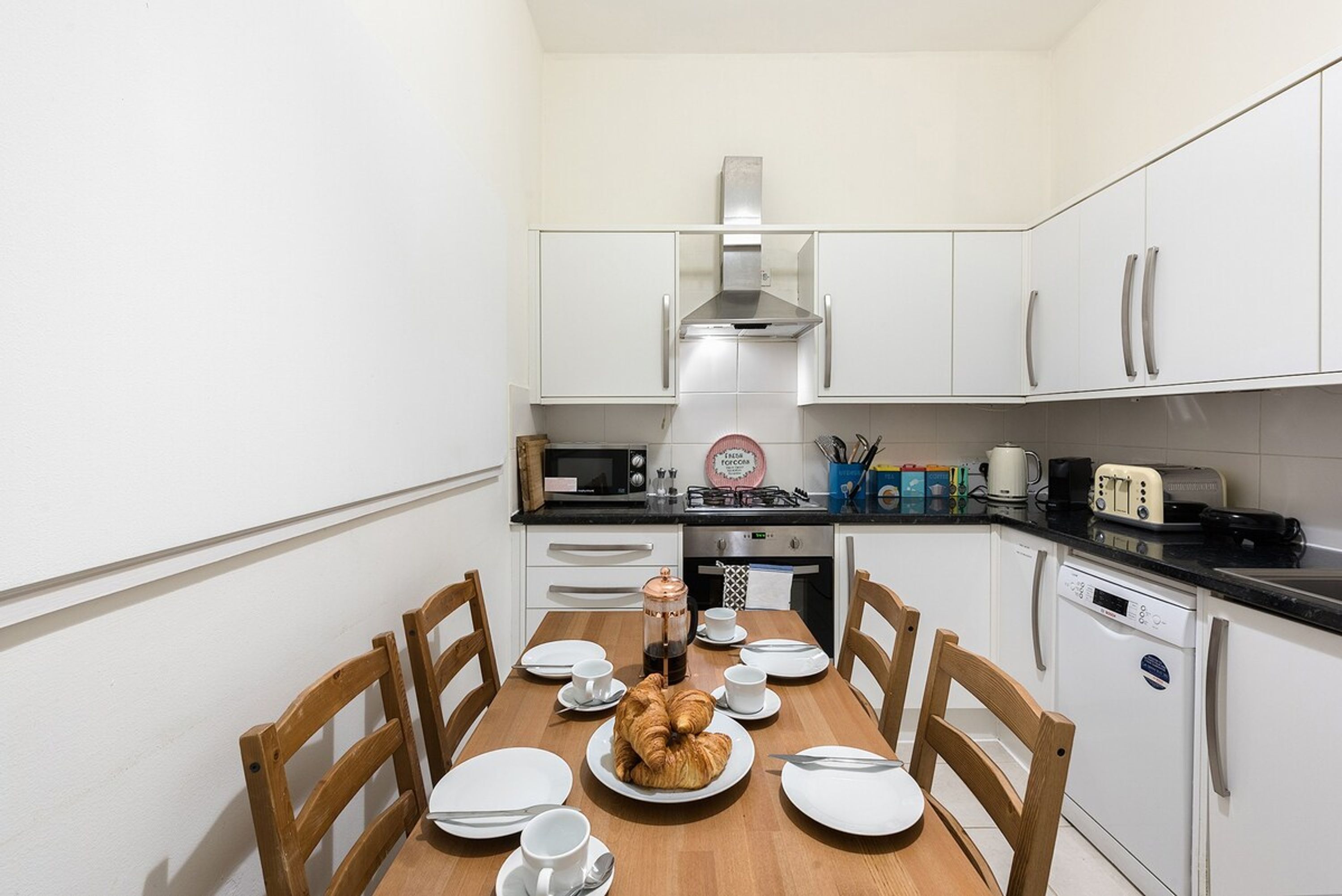 House | 3 bedrooms, Internet