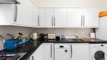 House | 3 bedrooms, Internet