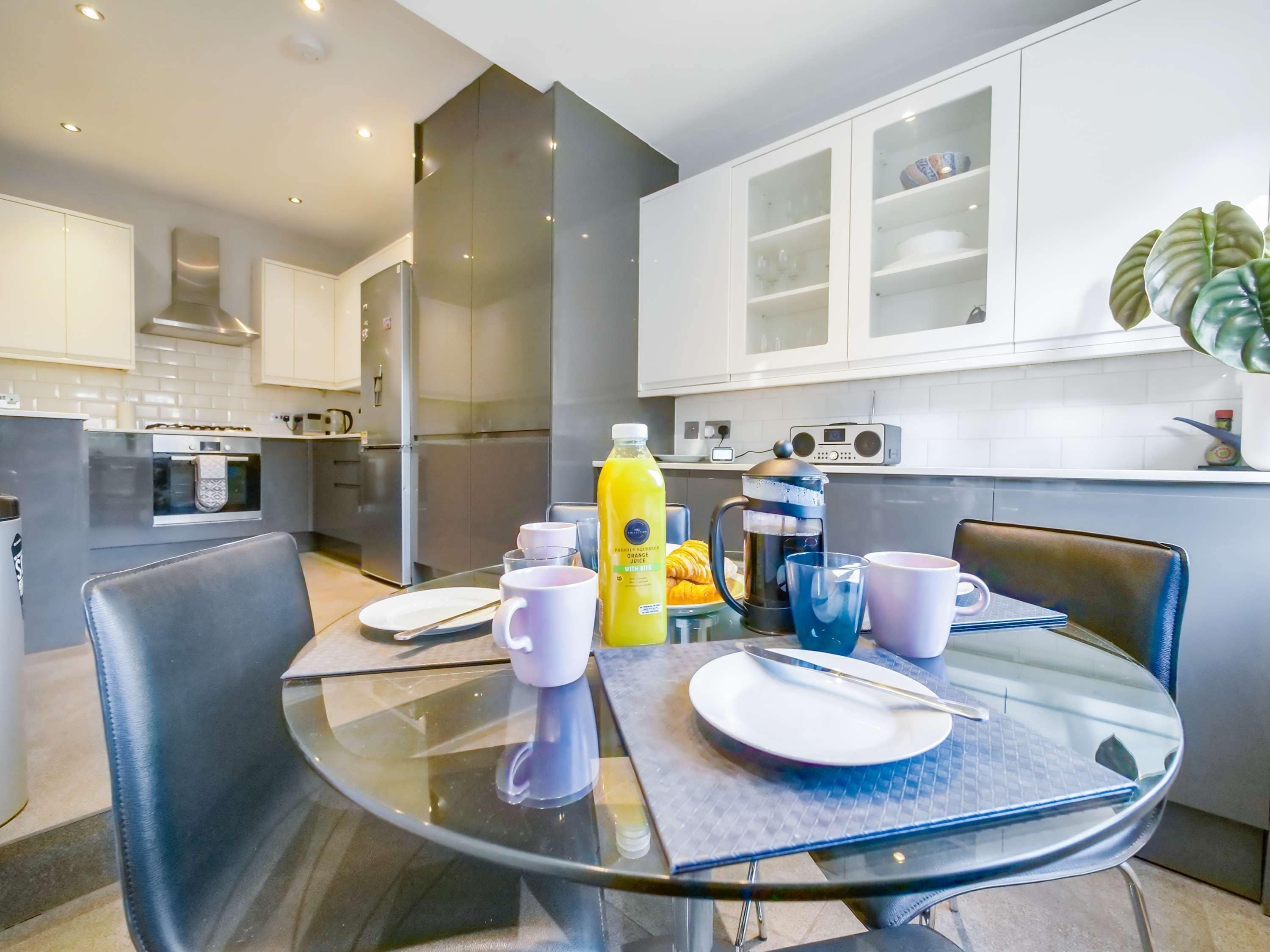 Apartment | 3 bedrooms, Internet