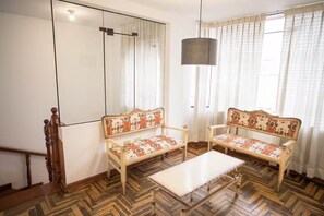 Interior - Beautiful two floor, 3 bedroom apartment in the colonial area of Arequipa (Arequipa)