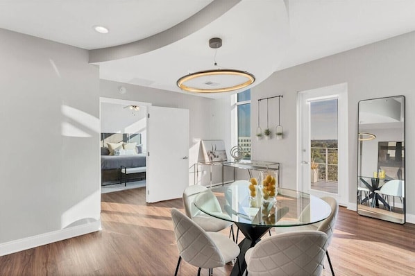 High-End Downtown Orlando Penthouse with Patio Reviews, Deals & Photos ...
