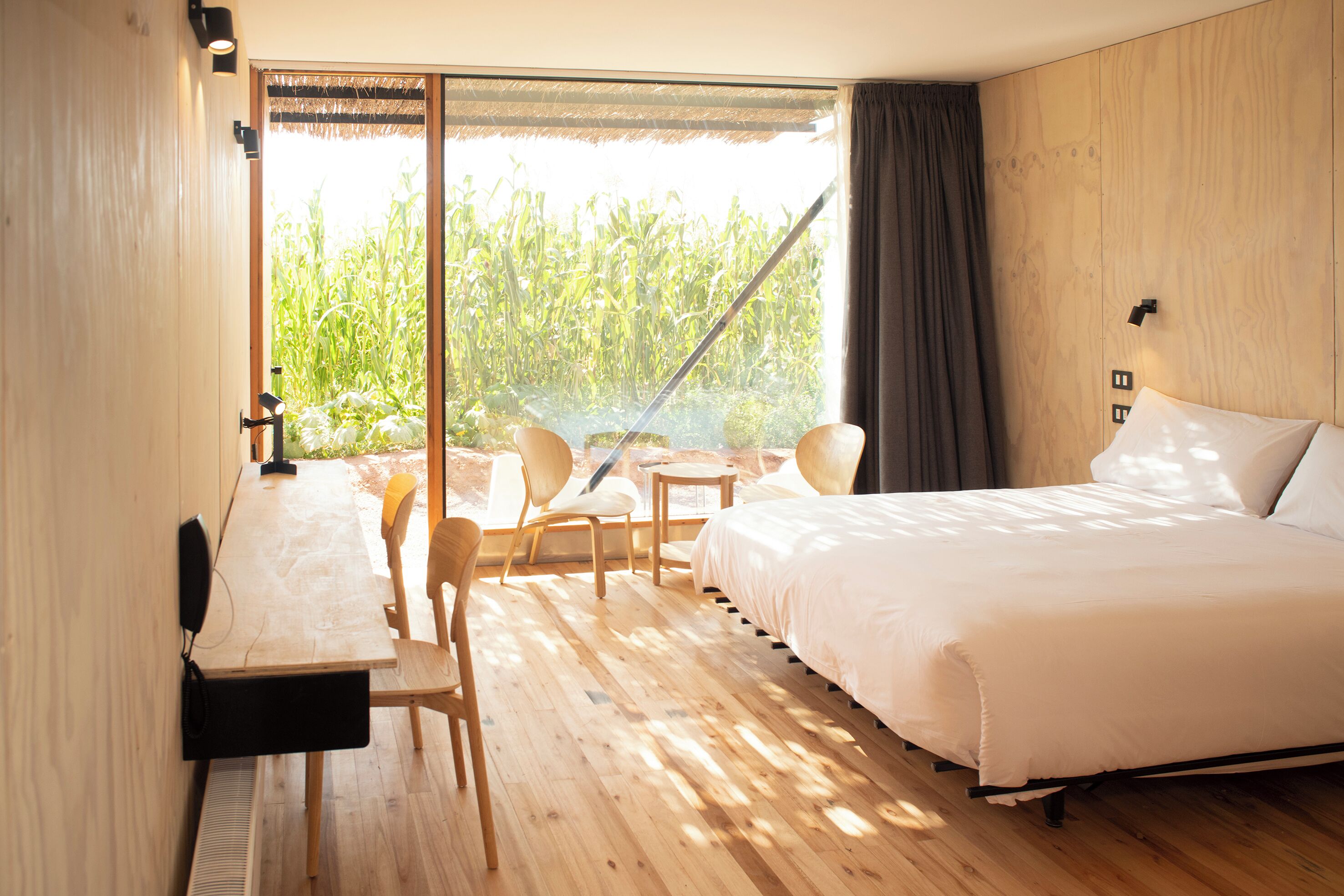 Chambre Supérieure Double ou avec lits jumeaux, patio, vue jardin | Coffres-forts dans les chambres, bureau