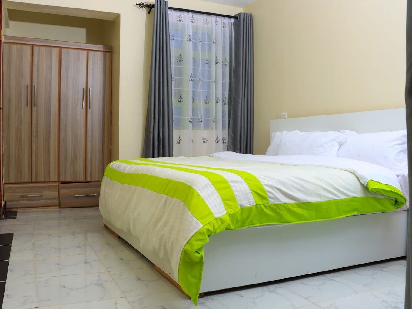 Dobbeltrom – standard, byutsikt | Individuelt dekorert, individuelt innredet og wi-fi (inkludert)