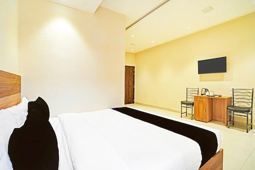 Super Hotel O Kalpi Road