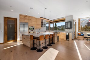 Fridge, microwave, oven, stovetop - Luxury Big Sky Home | Hot Tub & Lone Peak Views (Big Sky)