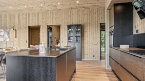 Fridge, microwave, oven, stovetop - VillaVilla 925 - Øster Hurup, Limfjorden (Hadsund)