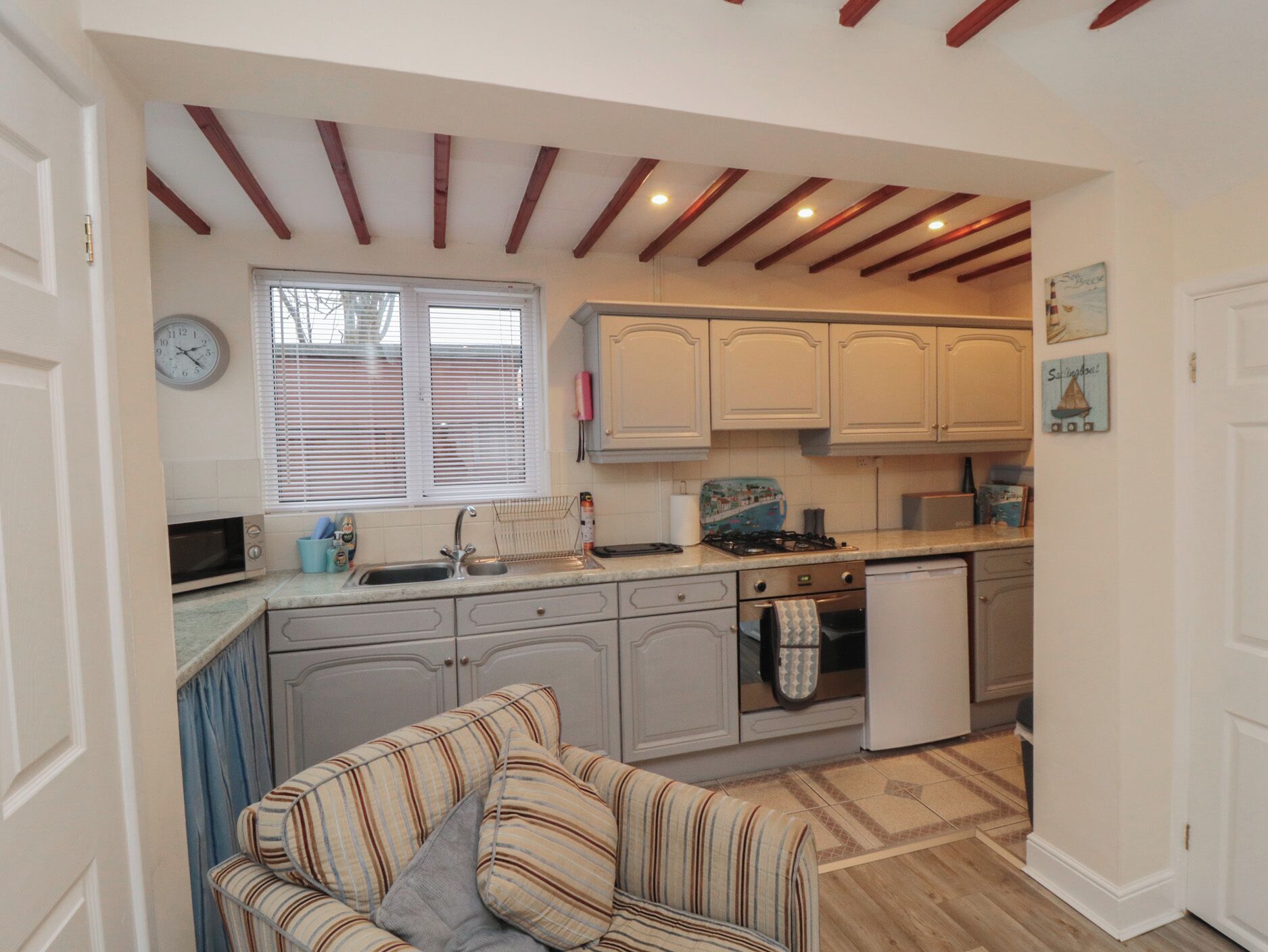 Køkkentøj/tallerkener/redskaber