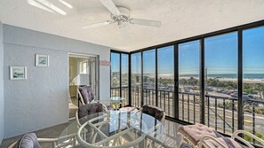 Interior - Full Gulf Views! 2BR/2BR 4th floor Condo Steps To SK Beach (Siesta Key)