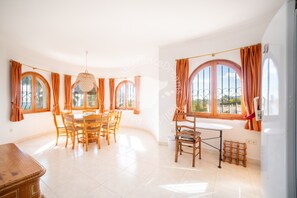 Dining - CostaBlancaDreams - Villa Vista in Calpe (Calpe)
