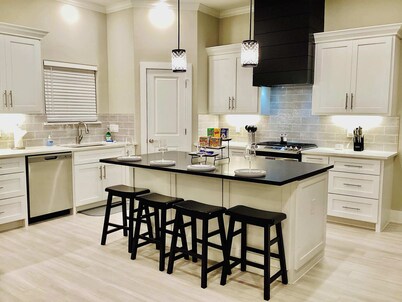 Luxe Lakehouse-Kemah For 8