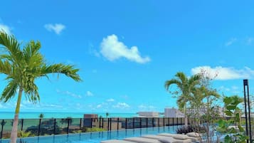 Kolam renang outdoor