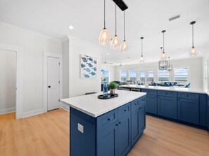 Interior - Birds Nest- GULF FRONT 8BR/8.5BA House with private heated POOL, Hot Tub, Views from every room (Mexico Beach)