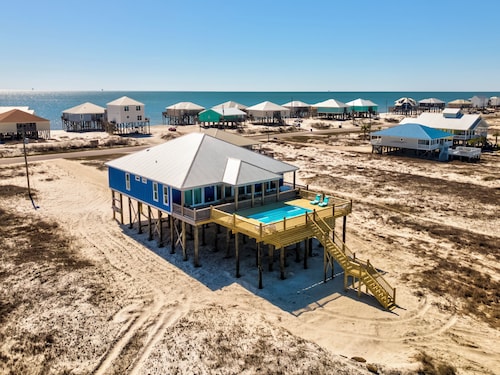 Family Friendly Sound Front + Across the Street from the Gulf, Pet OK