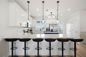 Fridge, microwave, oven, stovetop - Family Friendly Sound Front + Across the Street from the Gulf, Pet OK (Dauphin Island)