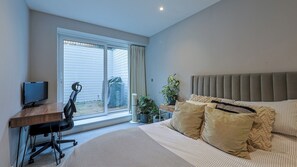 3 habitaciones, tabla de planchar con plancha y wifi gratis 