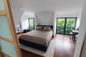 3 makuuhuonetta, silitysrauta/-lauta, internet, vuodevaatteet